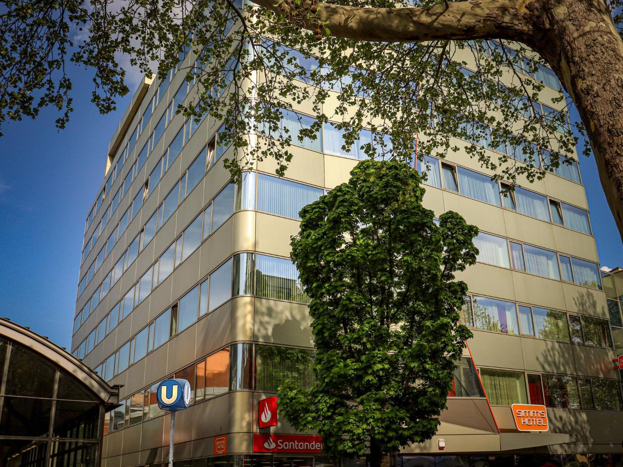 Hotel Simm's 4*
